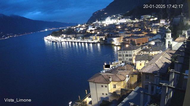 Webcam Limone, Altstadt und Bucht